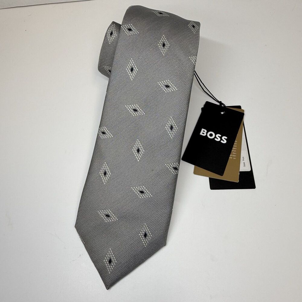 BOSS Medallion Made In Italy Silver Jacquard Pattern 100% Silk Neck Tie New